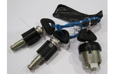 WKLADKI ZAMKA DRZWI SCANIA-124+STACYJKI WOSIMAN C-027-3